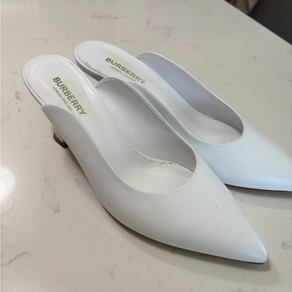 BURBERRY
Holme 60mm Leather Mules In White